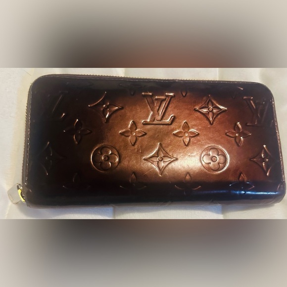 Louis Vuitton Handbags - Louis Vuitton Amarante Monogram Vernis Zippy Wallet Rouge Fauviste